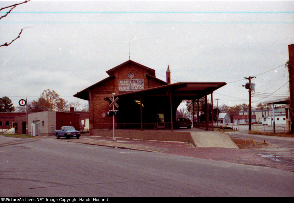 Former A&EC freight station